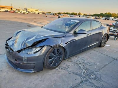 5YJSA1E58NF****** 2022 Tesla Model S