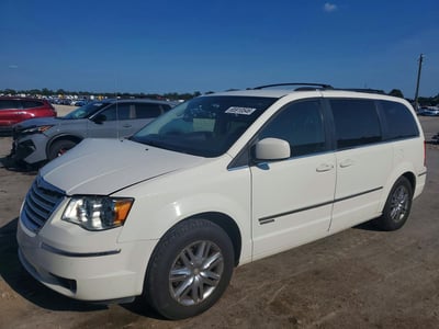 2010 Chrysler Town & Country