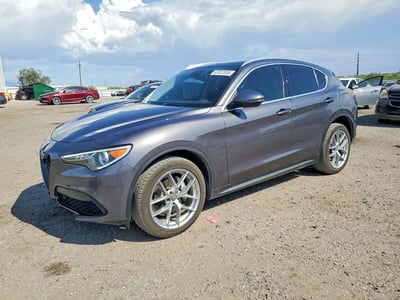 ZASFAKBN7J7****** 2018 Alfa Romeo Stelvio