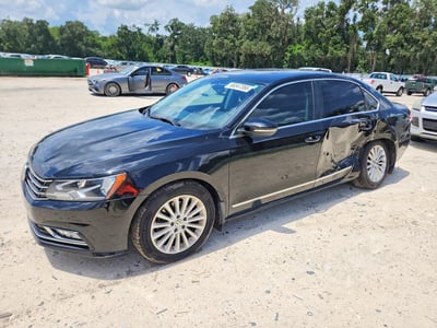 1VWBT7A31GC****** 2016 Volkswagen Passat