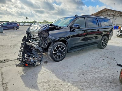 1GNSCEKT1MR****** 2021 Chevrolet Suburban