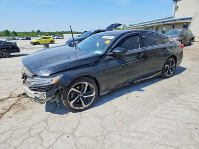 1HGCV1F33JA****** 2018 Honda Accord