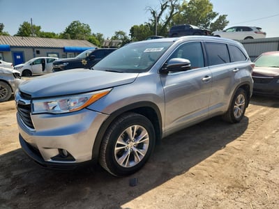 5TDJKRFH2FS****** 2015 Toyota Highlander