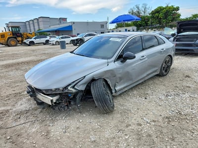 2023 Kia K5