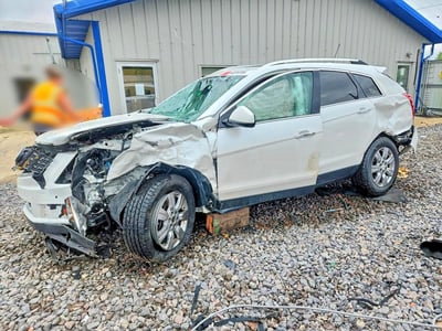 3GYFNBE37GS****** 2016 Cadillac SRX