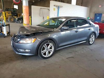 1VWCV7A38FC****** 2015 Volkswagen Passat