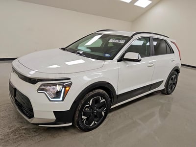 KNDCR3L16R5****** 2024 Kia Niro