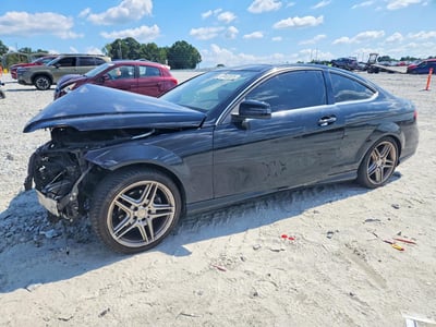 WDDGJ4HB5FG****** 2015 Mercedes-Benz C-Class