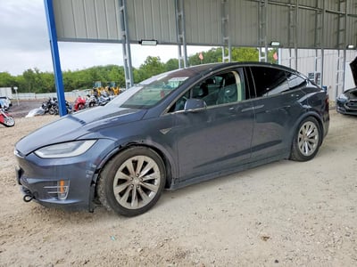 5YJXCAE25GF****** 2016 Tesla Model X