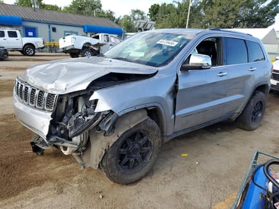 1C4RJFBG0HC****** 2017 Jeep Grand Cherokee