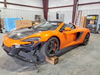 SBM11FAA8FW****** 2015 McLaren 650S