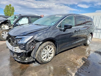 2027 Chrysler Pacifica