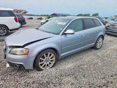 WAUKJAFM0BA****** 2011 Audi A3