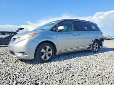 5TDKK3DC7ES****** 2014 Toyota Sienna