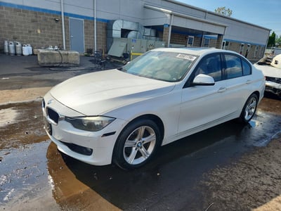 WBA3B5C56DF****** 2013 BMW 3 Series