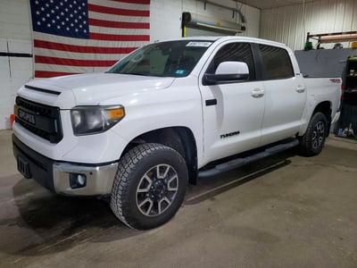 5TFHY5F10FX****** 2015 Toyota Tundra