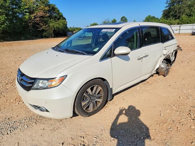 5FNRL5H95FB****** 2015 Honda Odyssey