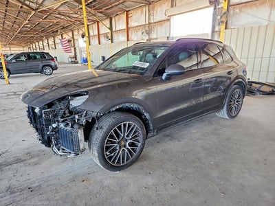 WP1AA2AY3KD****** 2019 Porsche Cayenne