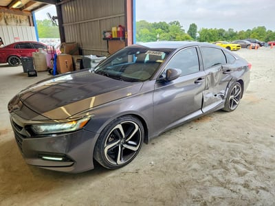 1HGCV1F32JA****** 2018 Honda Accord