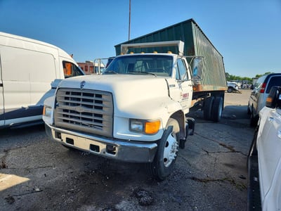1FDNF70J3TV****** 1996 Ford F-700