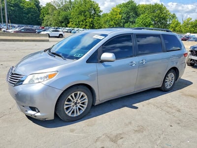 5TDYK3DC2GS****** 2016 Toyota Sienna