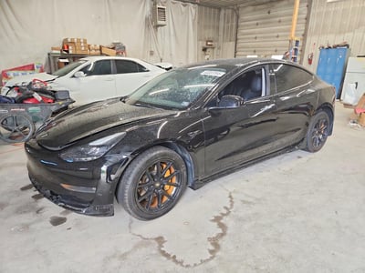 5YJ3E1EB1NF****** 2022 Tesla Model 3
