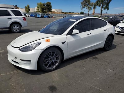 5YJ3E1EA4PF****** 2023 Tesla Model 3