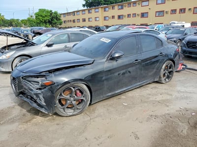 ZARFAECN2H7****** 2017 Alfa Romeo Giulia
