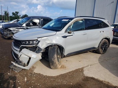 5XYRK4LF8PG****** 2023 Kia Sorento