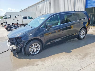 2C4RC1CG3NR****** 2022 Chrysler Voyager