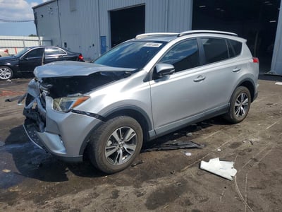 2T3WFREV3GW****** 2016 Toyota RAV4