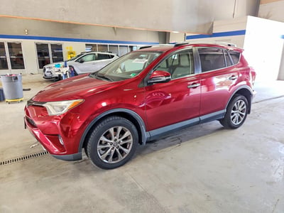 JTMDFREV8JD****** 2018 Toyota RAV4