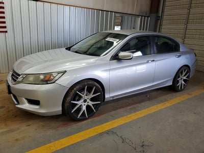 1HGCR2F33DA****** 2013 Honda Accord