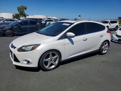 1FADP3N28EL****** 2014 Ford Focus