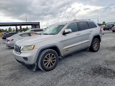 1J4RS5GG1BC****** 2011 Jeep Grand Cherokee