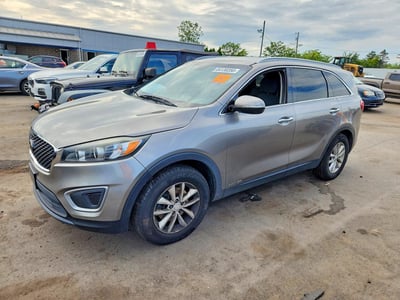 5XYPGDA56HG****** 2017 Kia Sorento