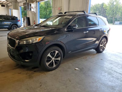 5XYPHDA14HG****** 2017 Kia Sorento