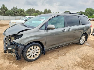 5TDYK3DC0CS****** 2012 Toyota Sienna