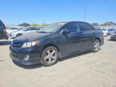 5YFBU4EEXDP****** 2013 Toyota Corolla