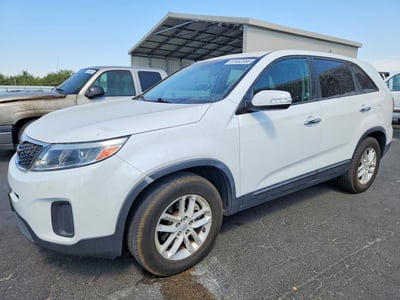 5XYKT3A60FG****** 2015 Kia Sorento