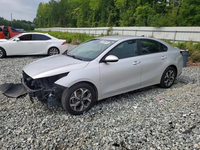 3KPF24AD9KE****** 2019 Kia Forte