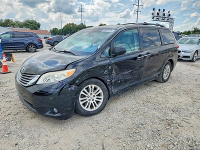 5TDYK3DC3CS****** 2012 Toyota Sienna
