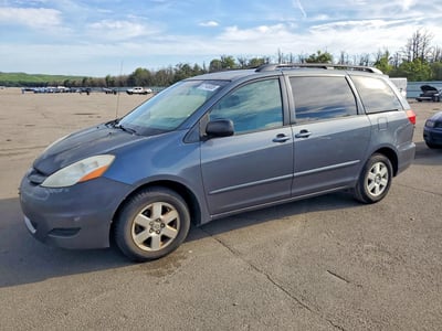 5TDKK4CC5AS****** 2010 Toyota Sienna