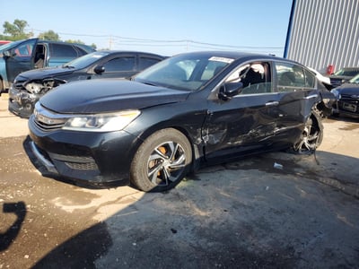 1HGCR2F33HA****** 2017 Honda Accord