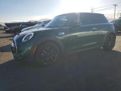 WMWXP7C57J2****** 2018 MINI Cooper