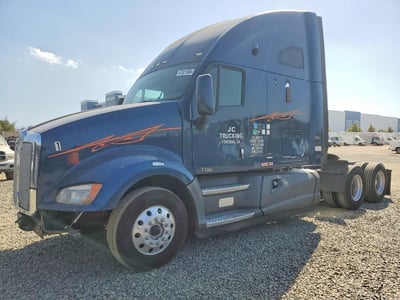 1XKFD49X2CJ****** 2012 Kenworth T7 Series
