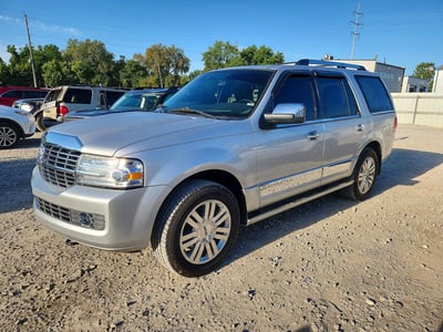 5LMJJ2J58DE****** 2013 Lincoln Navigator