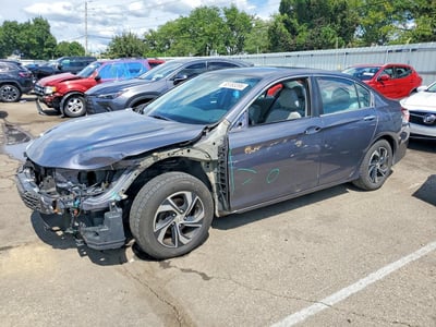 1HGCR2F32GA****** 2016 Honda Accord