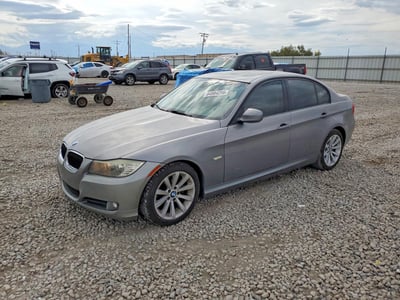 WBAPH7G5XBN****** 2011 BMW 3 Series