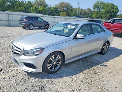 WDDHF8JB3GB****** 2016 Mercedes-Benz E-Class